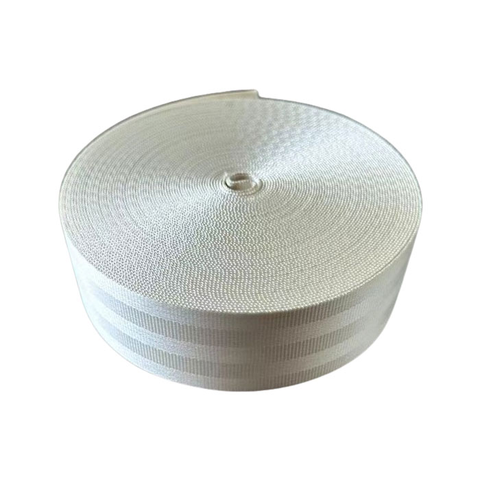 Miks valida valgete autode turvavööde jaoks polüesterrihm?